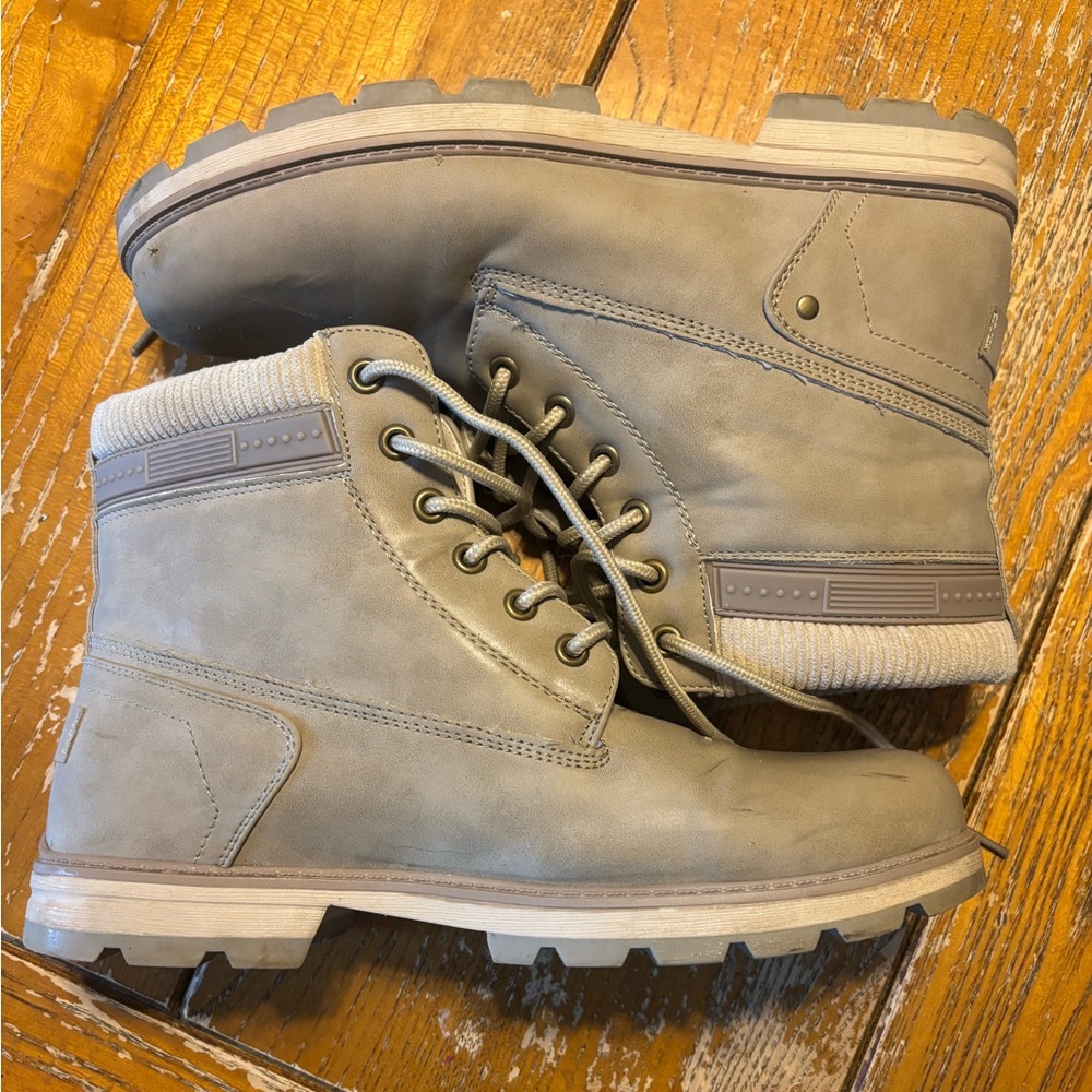 Women’s Tan Boots